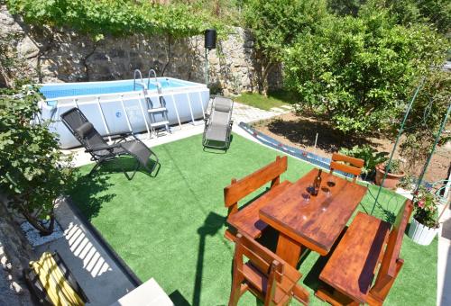 Gallery image of Apartments Siljak in Petrovac na Moru