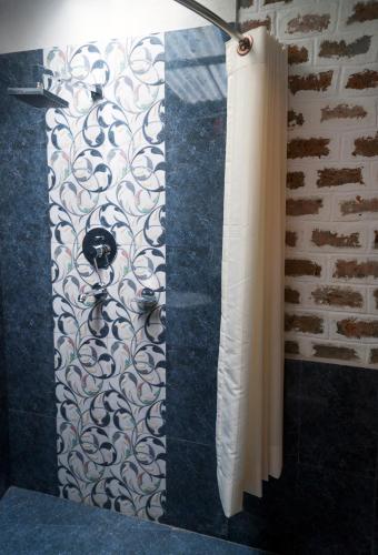 Un baño de Omana Hotel