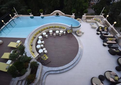 Bazén v ubytování LETO Boutique Hotel Zugdidi nebo v jeho okolí