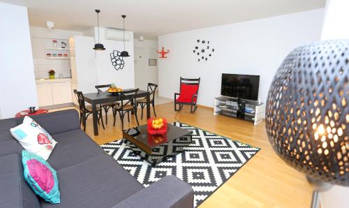 Luxury Apts Leone Split Centre