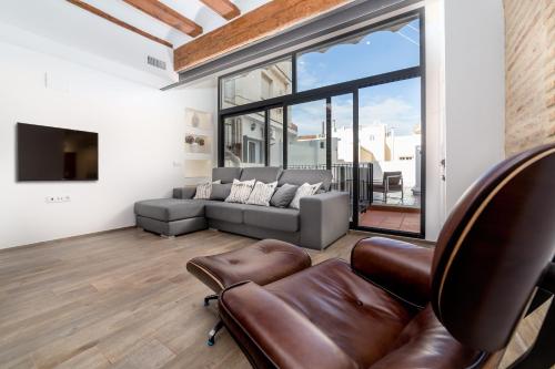 FLORIT FLATS - CENTER Luxurious 1BR 1BA Terrace WI-FI AC