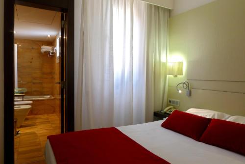 Grupotel Gravina photo 31