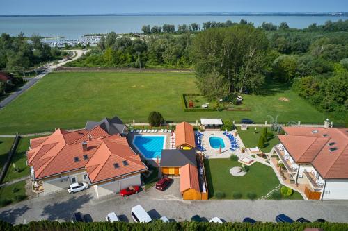 Φωτογραφία από το άλμπουμ του Villa Plattensee σε Vonyarcvashegy