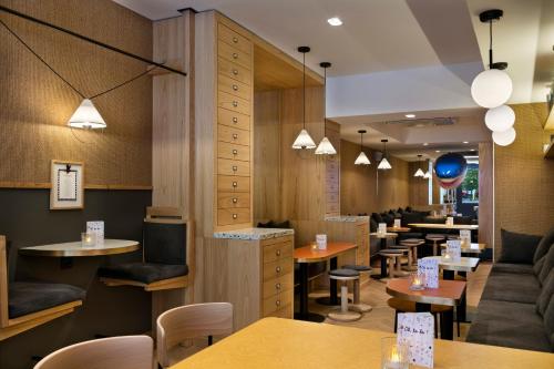 Oh la la ! Hotel Bar Paris Bastille photo 30