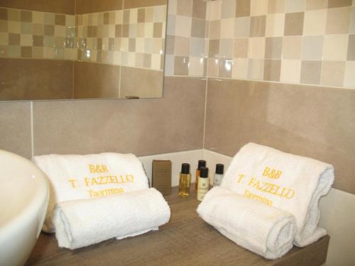 Gallery image of Bed&Bed Tommaso Fazzello only rooms in Taormina