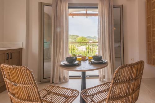 Perla Luxury Living