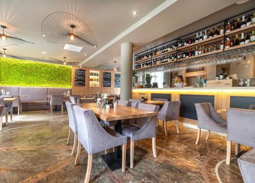 Restaurant o un lloc per menjar a Villa Palladium