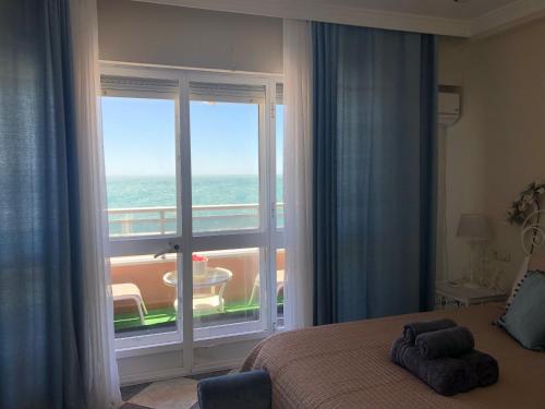 Postel nebo postele na pokoji v ubytování Luxury Oceanfront triplex in Cadiz