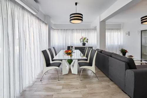 Sonrisa Apartments photo 84
