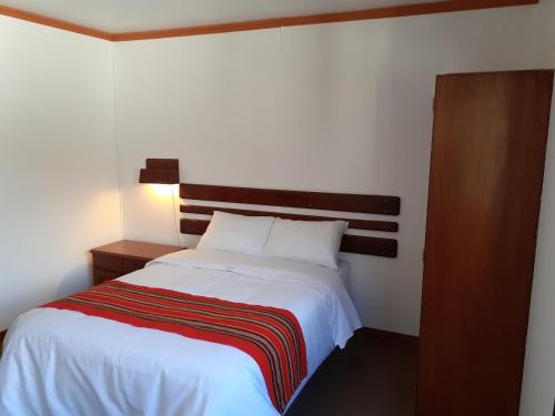 Explorer Deluxe Hotelにあるベッド