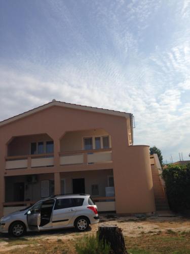 Apartment nearby Vir Bus station