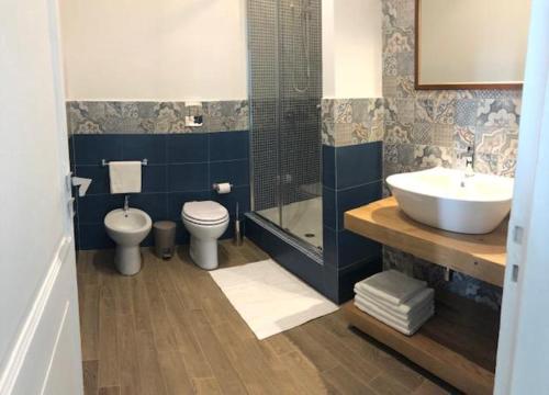 Ένα μπάνιο στο Amarea Casa Vacanze