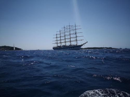 Gallery image of Hvar-Pakleni islands- isolated Robinson House Moj Mir in Hvar
