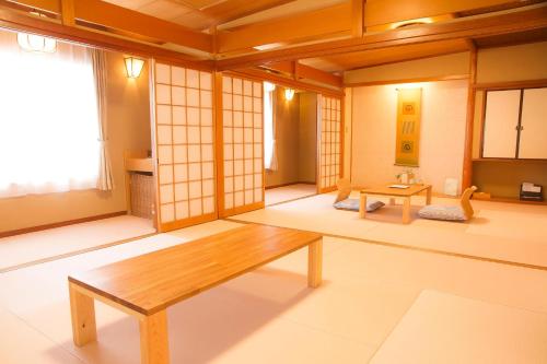 Gallery image of Yugawara Retreat Goen no Mori in Yugawara