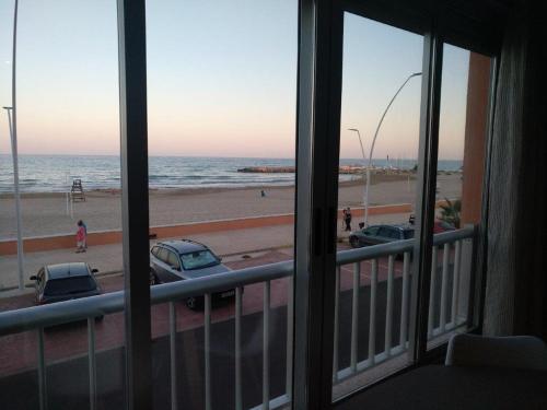 A general sea view or a sea view taken from Az apartmant
