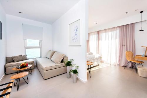Χώρος καθιστικού στο Enorme Ammos Beach Resort