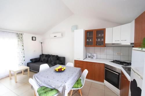 Gallery image of Apartment Dva Oriha in Funtana
