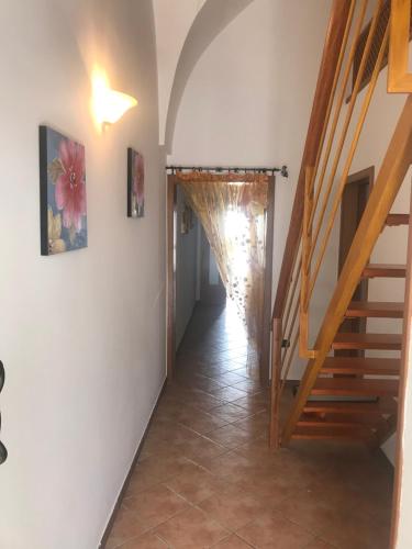 Kép Tana Dell'Orso szállásáról Torre dell'Orsóban a galériában