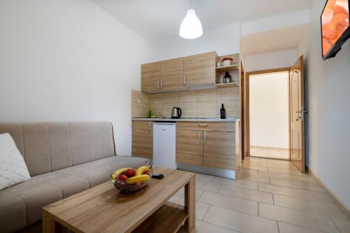Dapur atau dapur kecil di Apartments Lavanda