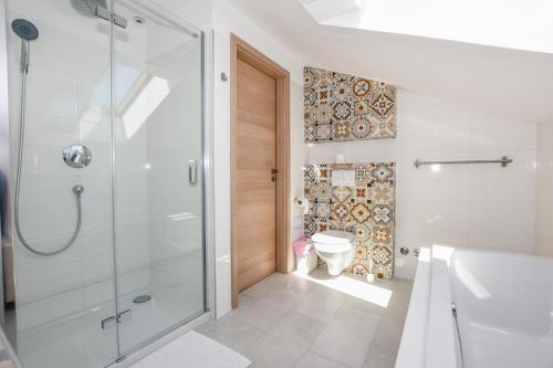 Bilik mandi di Villa Magena - Modern Apartments in Pag Center