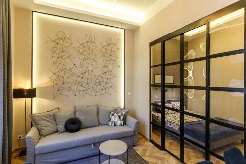 E13 - Elegant Apartment 1092 Budapest, 13 Erkel utca 2. emelet 14. kép - 3