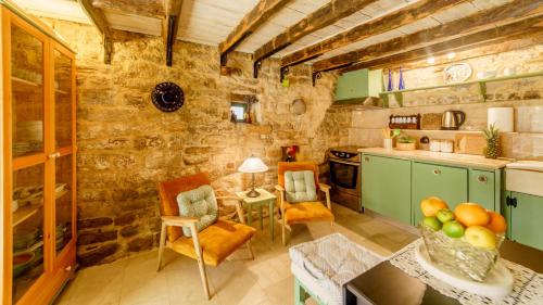 Stone house Kala