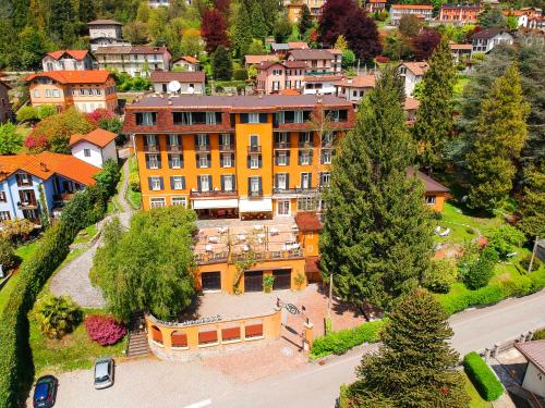 Zgradba, v kateri se nahaja hotel
