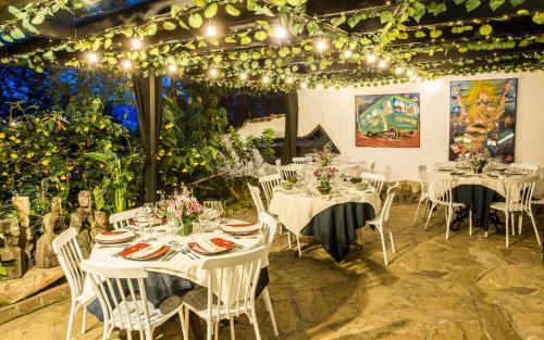 Restaurace v ubytování La Colina Hotel Cottage