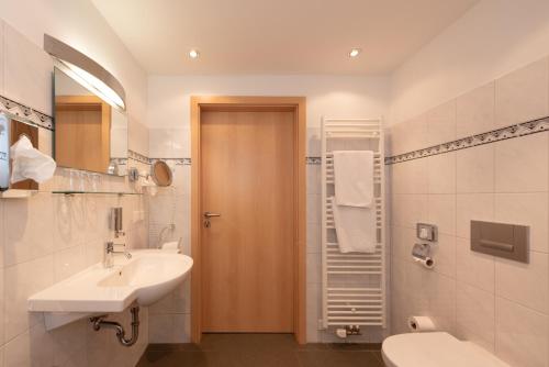 Koupelna v ubytování Hotel Europa