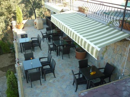Restoran atau tempat lain untuk makan di Gokyuzu Hotel
