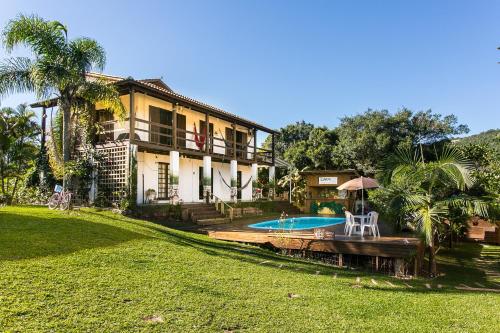 Bazén v ubytování Pousada Guarda Beach House nebo v jeho okolí