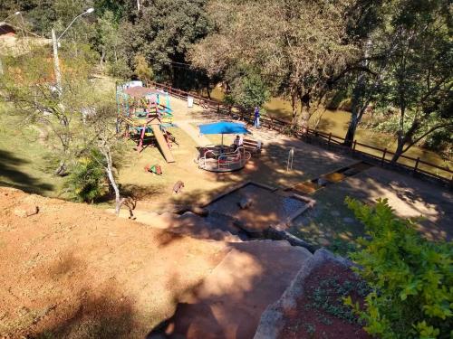 Un jardín fuera de chácara vovó Lucia