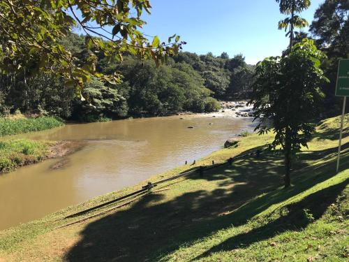 Un paisaje natural cerca de la casa vacacional