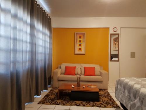 Χώρος καθιστικού στο B & A Suites Inn Hotel - Quarto Luxo Premium