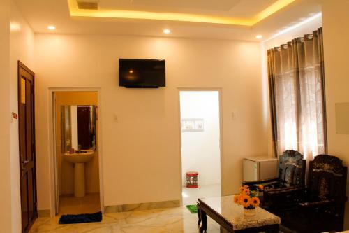 Gallery image of Hoàng Sa Hotel in Xóm Nhà Mát