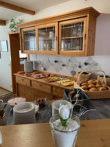 Jídlo v hotelu nebo okolí