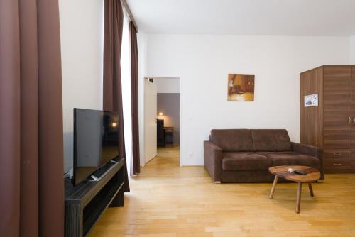 Телевизор и/или развлекательный центр в Vienna Stay Apartments Pezzl 1170