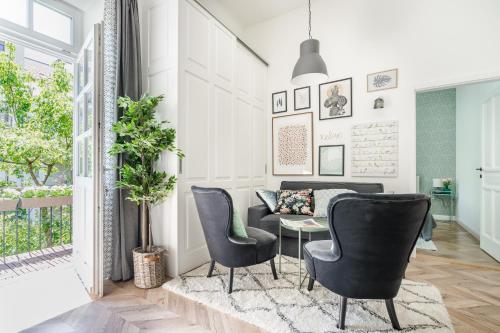 BpR King Street Vintage Design Home with A/C