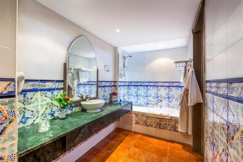 Kylpyhuone majoituspaikassa TUISUNEO Royal Kenz