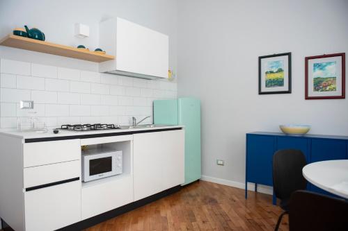 Η κουζίνα ή μικρή κουζίνα στο Laurus apartments