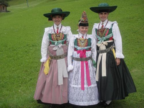 Garni Toni
