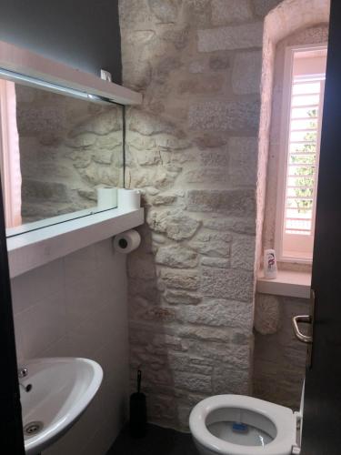 Gallery image of House Carmen in Sutivan