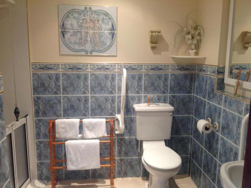 A bathroom at Cuil Na Sithe 