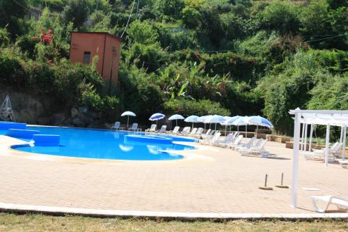 Piscine de l'établissement Grand Hotel Esperia - New Property ou située à proximité