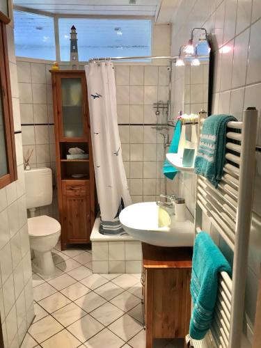 Bilik mandi di Liegeplatz TWEE