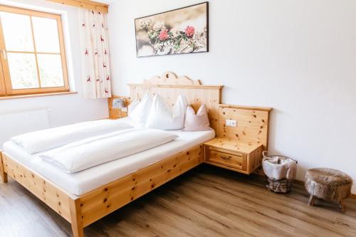Posteľ alebo postele v izbe v ubytovaní Ferienwohnung Bognerhof