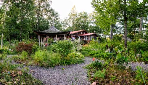 Gallery image of Shambhala Bed and Breakfast in Buckhorn