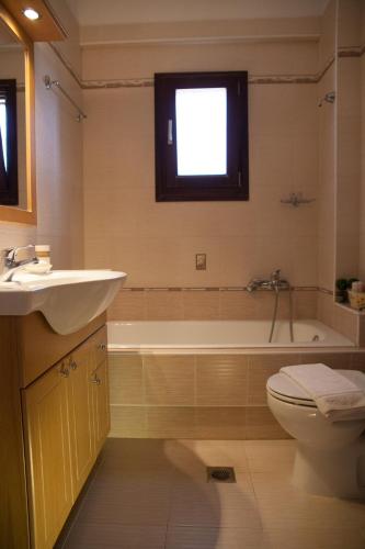 Gallery image of Venetiko Villas in Nafpaktos