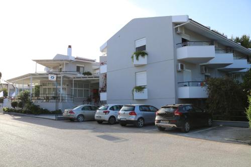 Gallery image of Mitika Hotel Apartments in Preveza