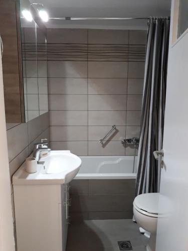 Argostoli Central Square Apartment No5 1st floor